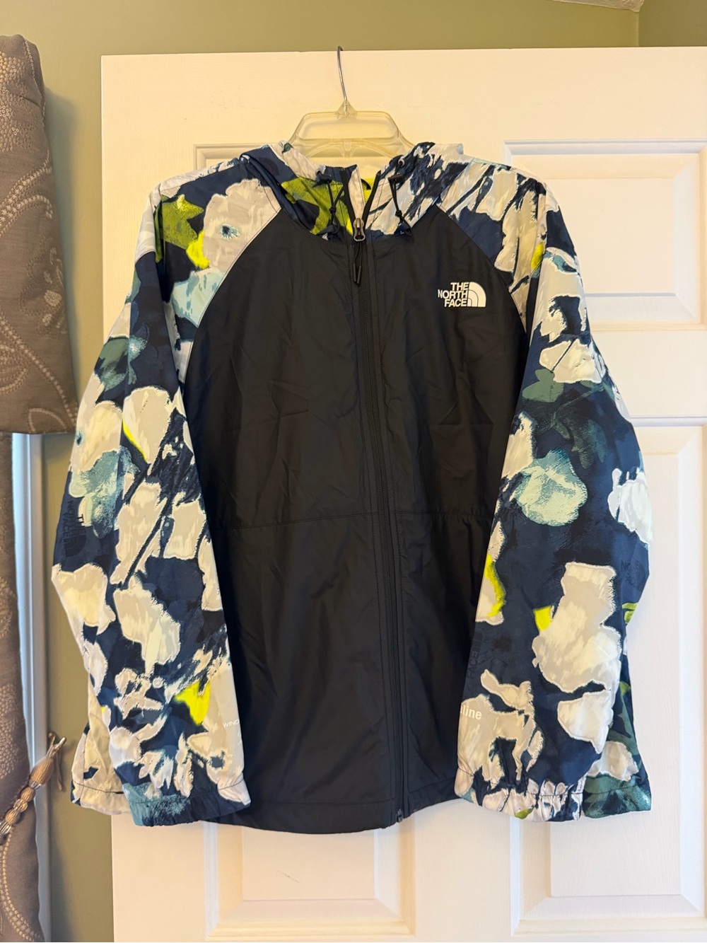 The North Face Hydrenaline Lightweight 2X Plus